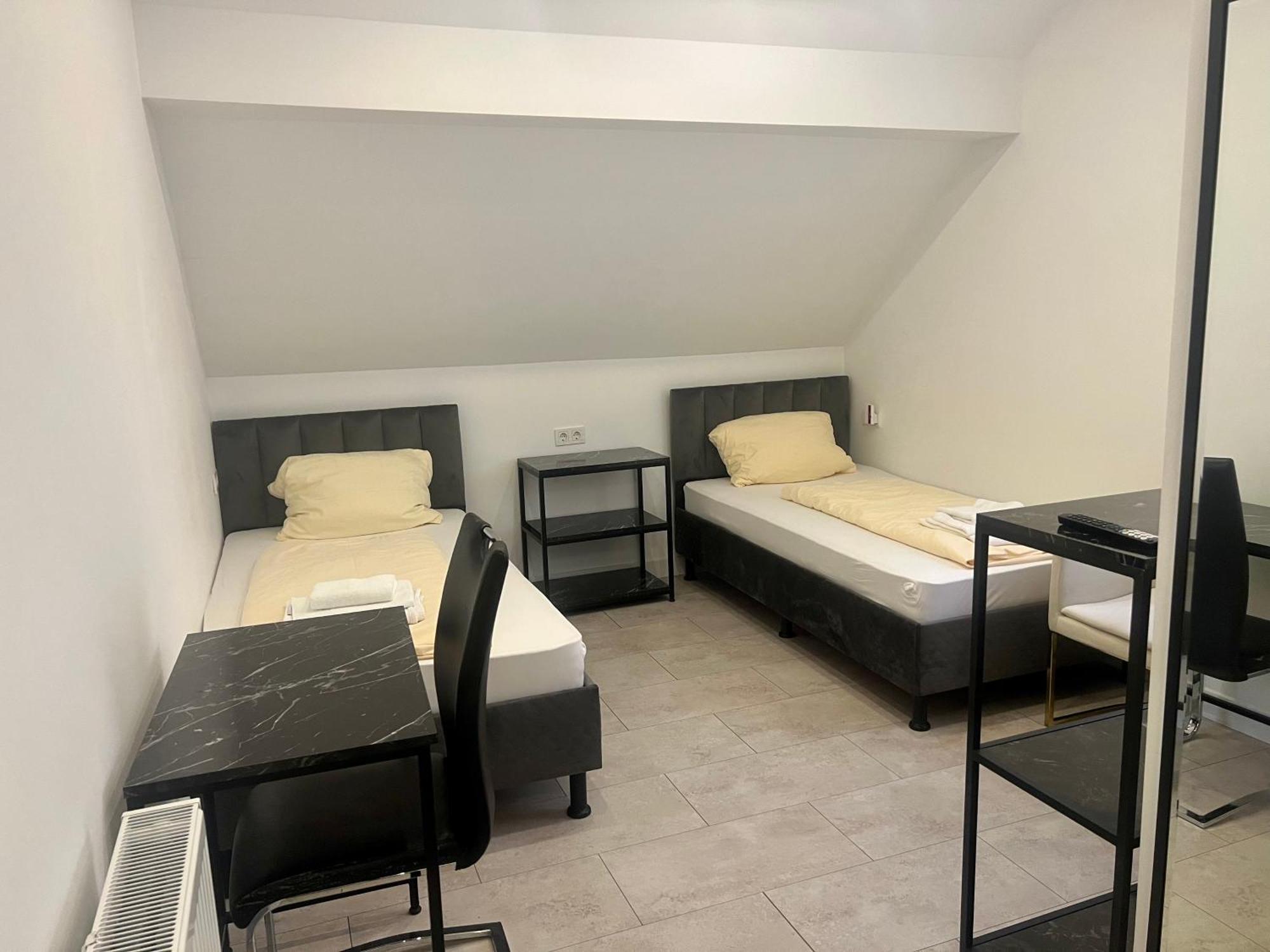 Durmaz Hotel Ганновер Екстер'єр фото